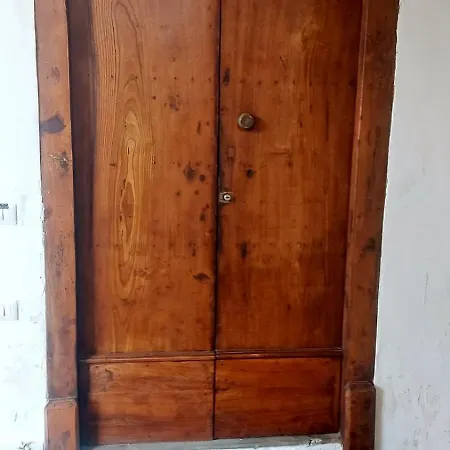 Welcome To A Historic 아파트